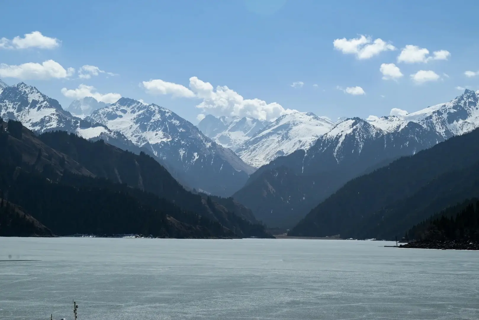 昌吉漫遊：一半高山湖澤，一半田疇風光