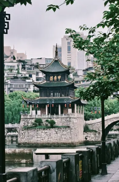 甲秀樓 4