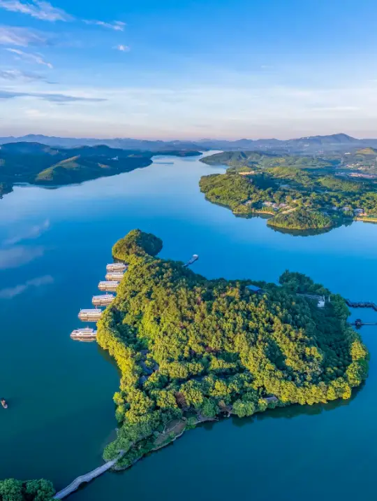 江蘇｜常州天目湖旅遊區，江南湖山秘境，碧波湖景、茶田竹海與溫泉食韻交融的蘇南休閒地標
